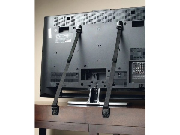 23595_babydan-tv-pas-proti-padu-pro-ploche-televize-safety-strap-2ks--bio