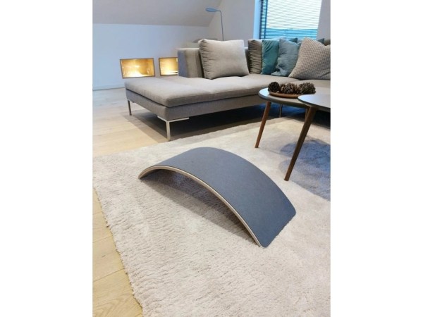 32389-6_baby-dan-drevena-balancni-deska-balance-board--fcs